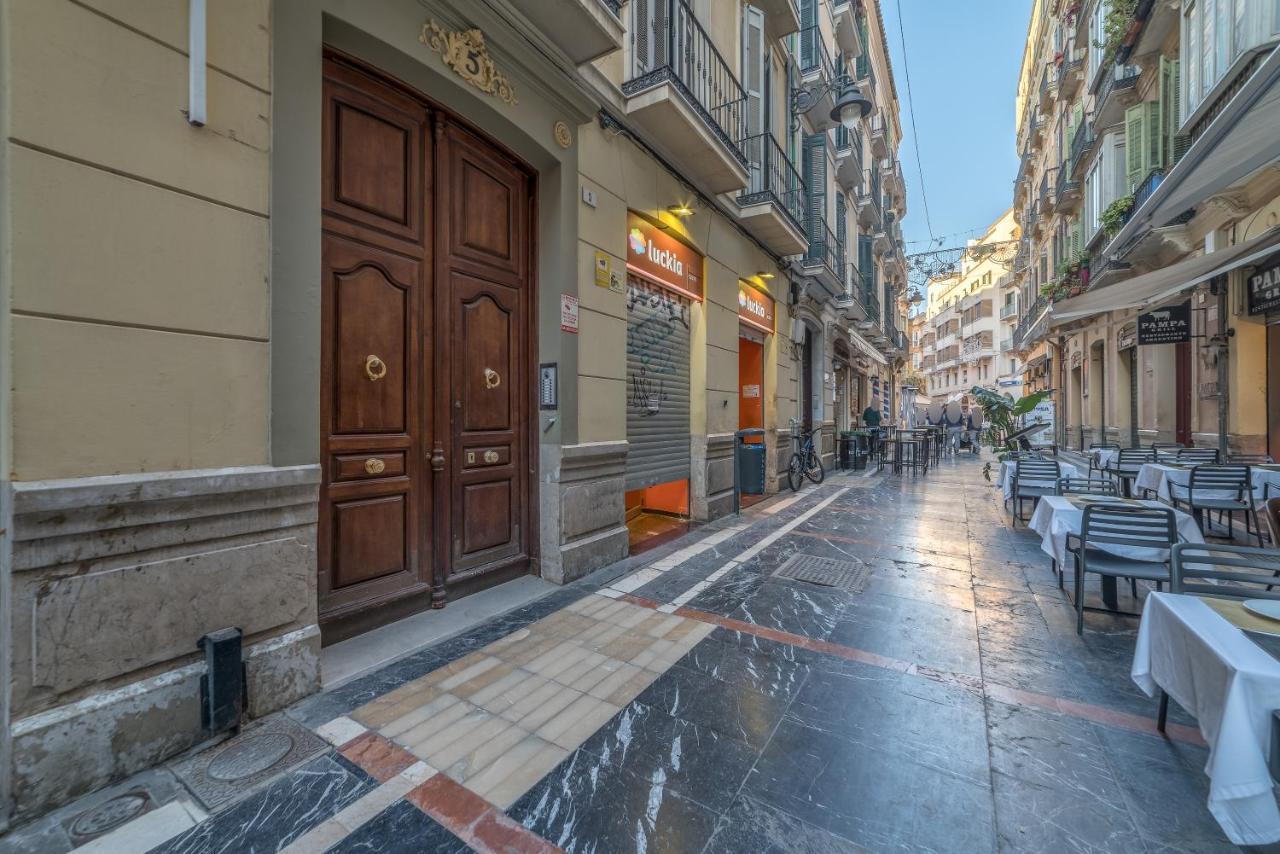 Iloftmalaga City Center Bagian luar foto